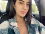 Karinabrunette